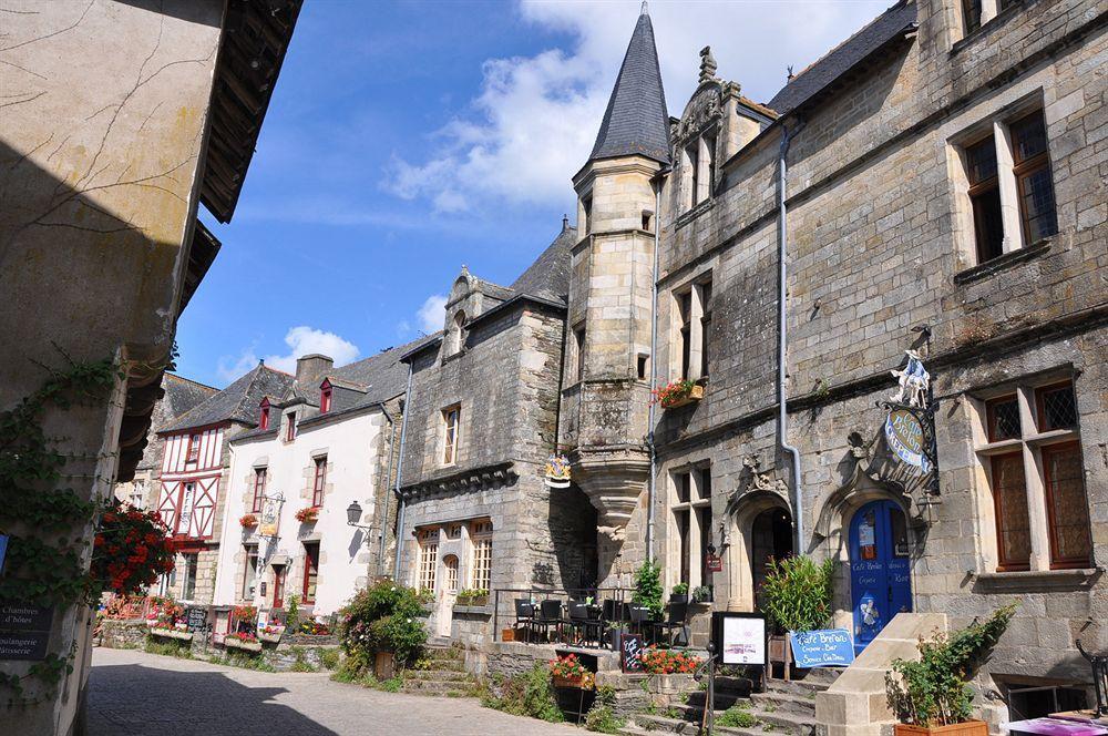 La Tour Du Lion Panzió Rochefort-en-Terre Kültér fotó