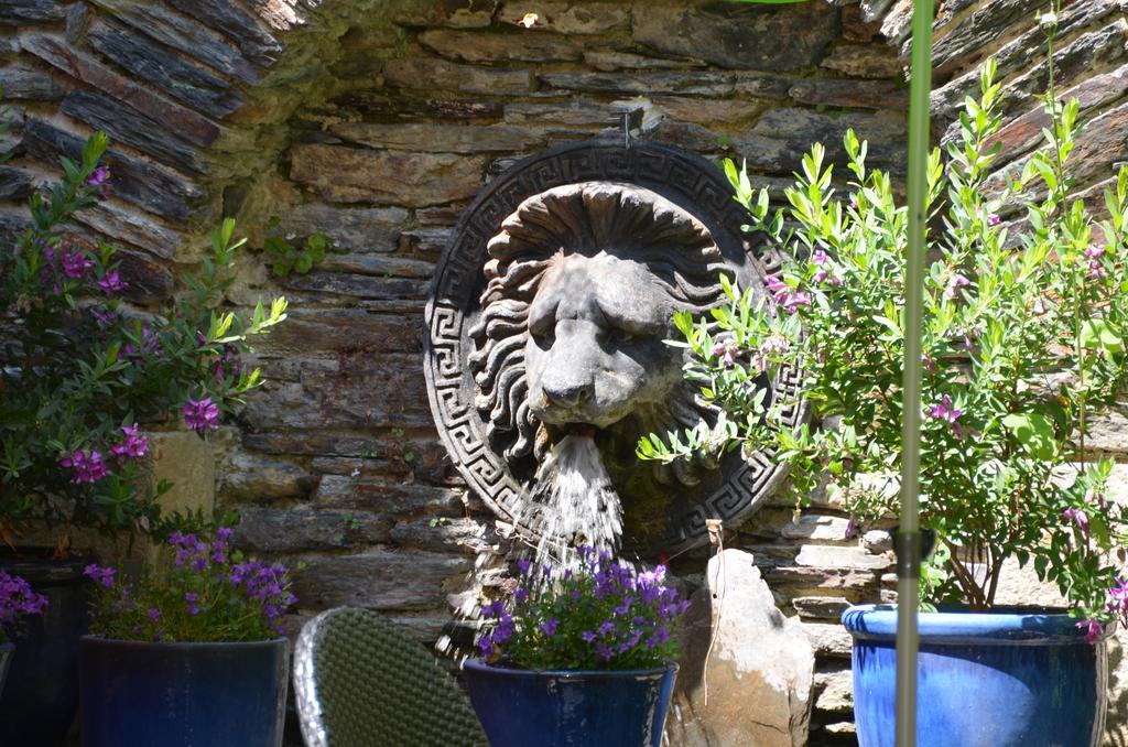 La Tour Du Lion Panzió Rochefort-en-Terre Kültér fotó